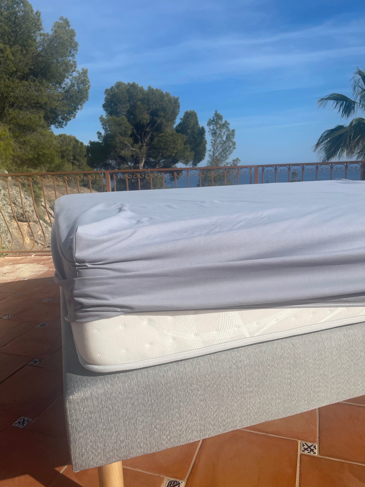 Protège matelas / housse de matelas 100% coton BIO imperméable - EXTRAORDINAIRE BIO