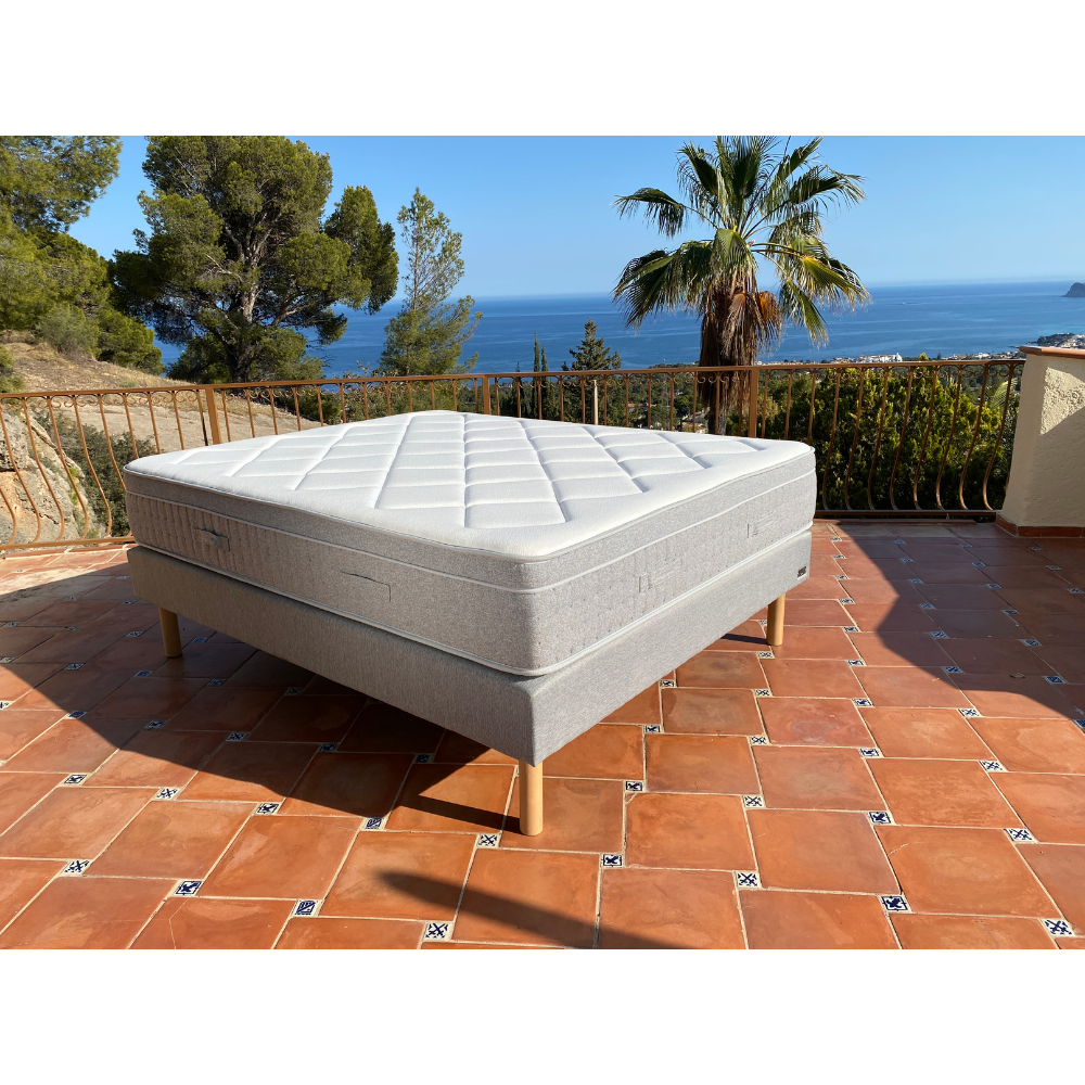 Matelas Mousse mémoire de forme haute densité - REASON 30 cm