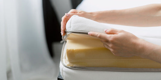 Comment nettoyer un matelas avec housse ?