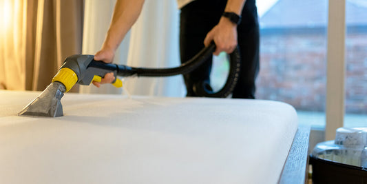 Comment nettoyer un matelas sans housse ?