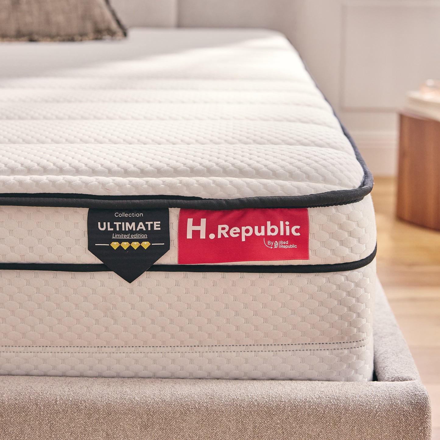 Matelas à ressorts ensachés et mousse mémoire de forme HD - HULTIMATE 27 cm