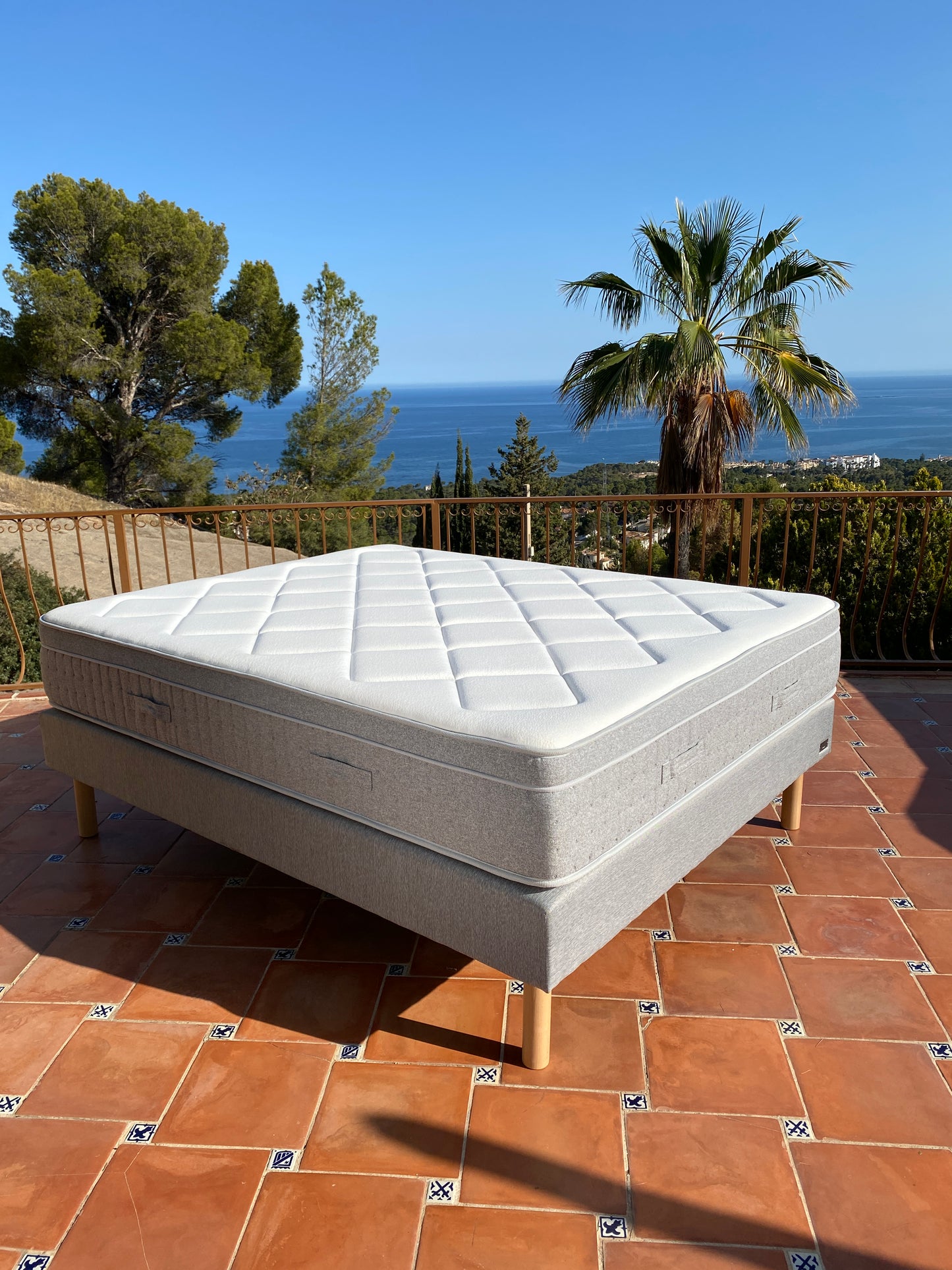 Matelas Mousse mémoire de forme haute densité - REASON 30 cm