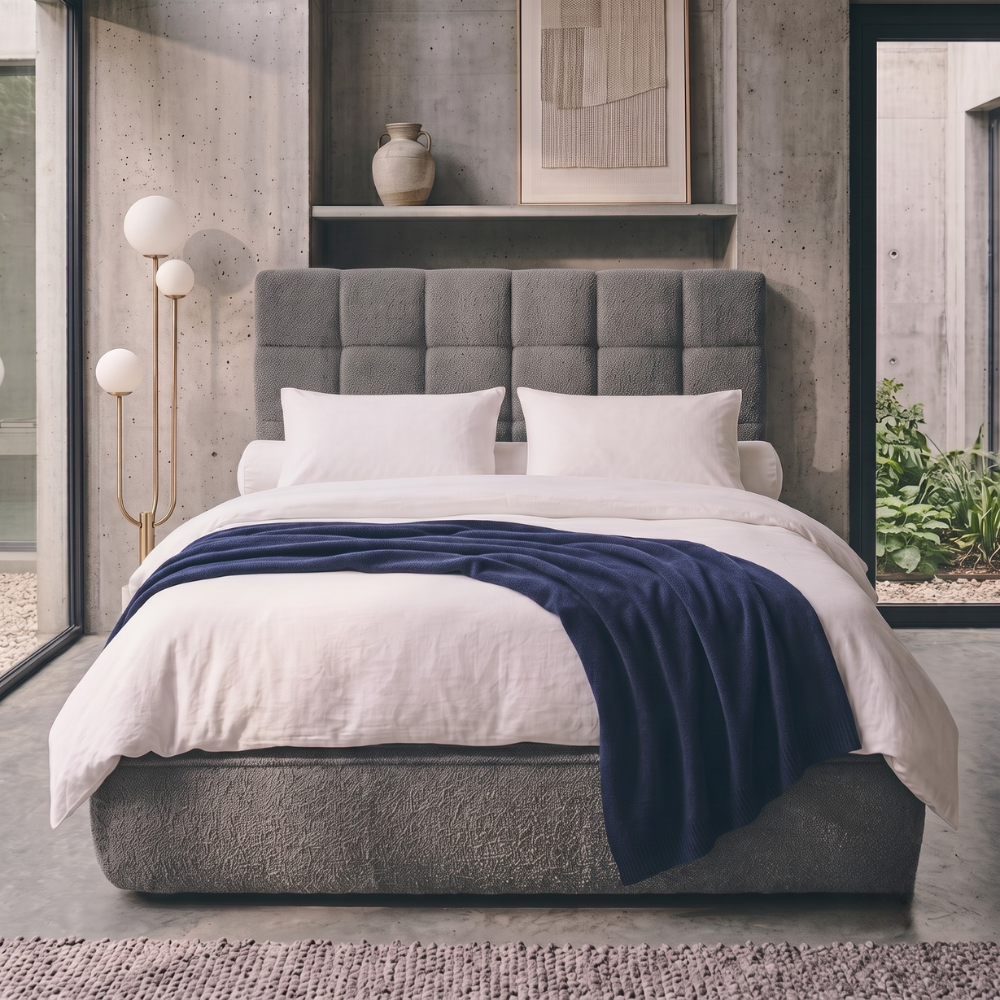 Storage bed SECOND with integrated slatted base