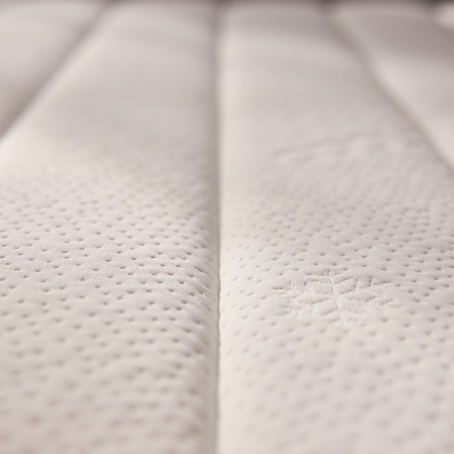 Matelas ressorts ensachés et deux faces : mousse mémoire de forme + Face été Mousse FRESH - BED PLATINIUM FRESH 29 cm