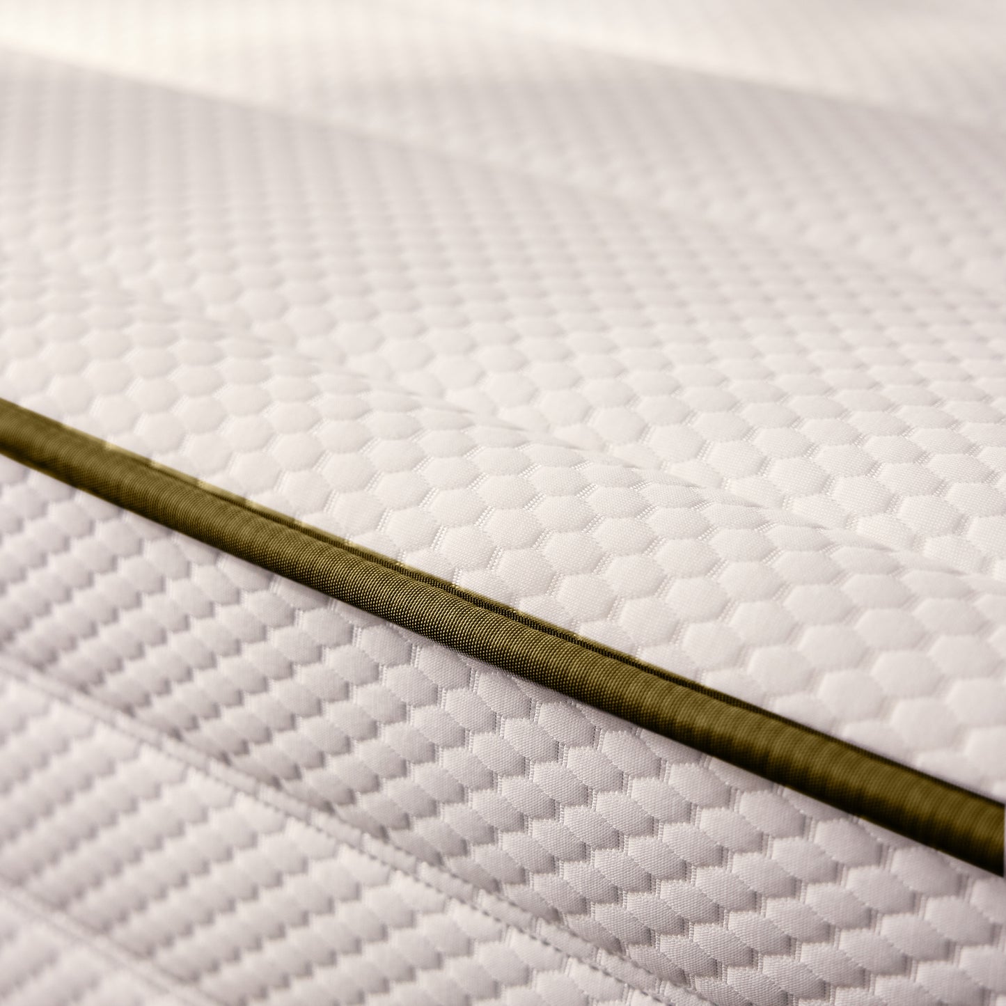 Matelas à ressorts ensachés avec mousse à mémoire de forme HD- HGREEN 25 cm